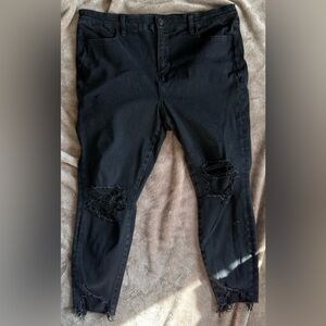 Women’s American Eagle Outfitters Black The Dream Jeans Distressed 18 Short